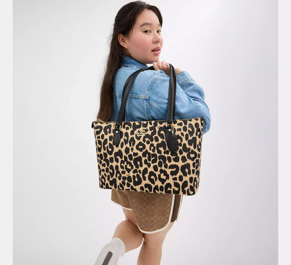 Coach Gallery Tote animal print