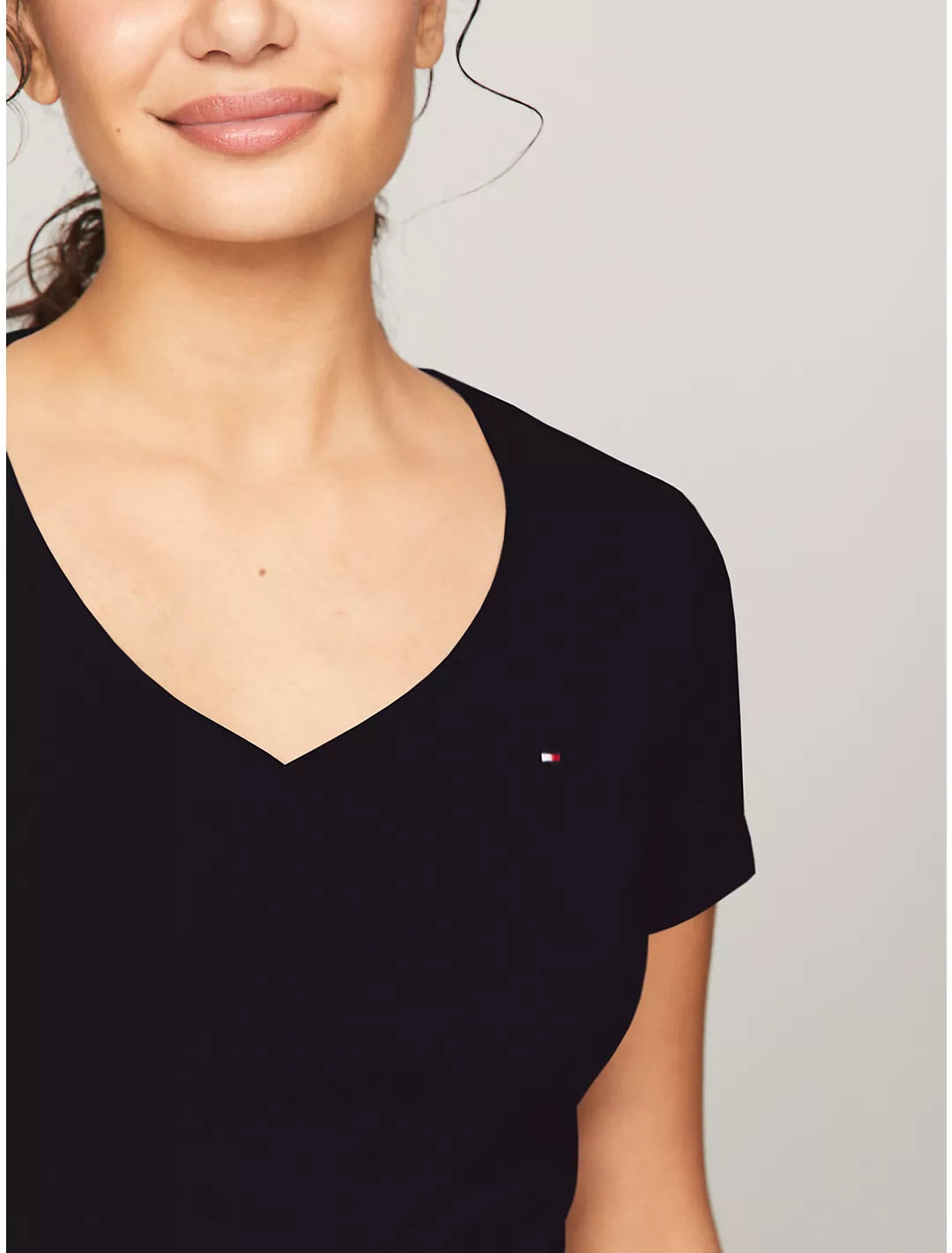 Tommy Hilfiger Playera con escote en V